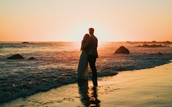 Couples & Romantics media