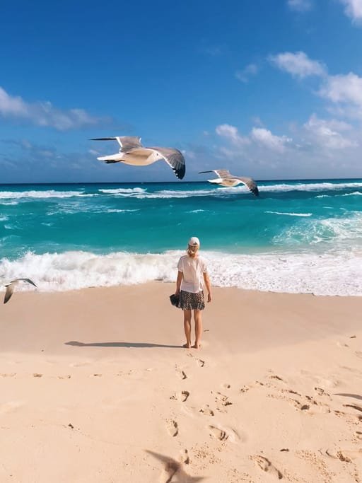 Book Flights to Cancun